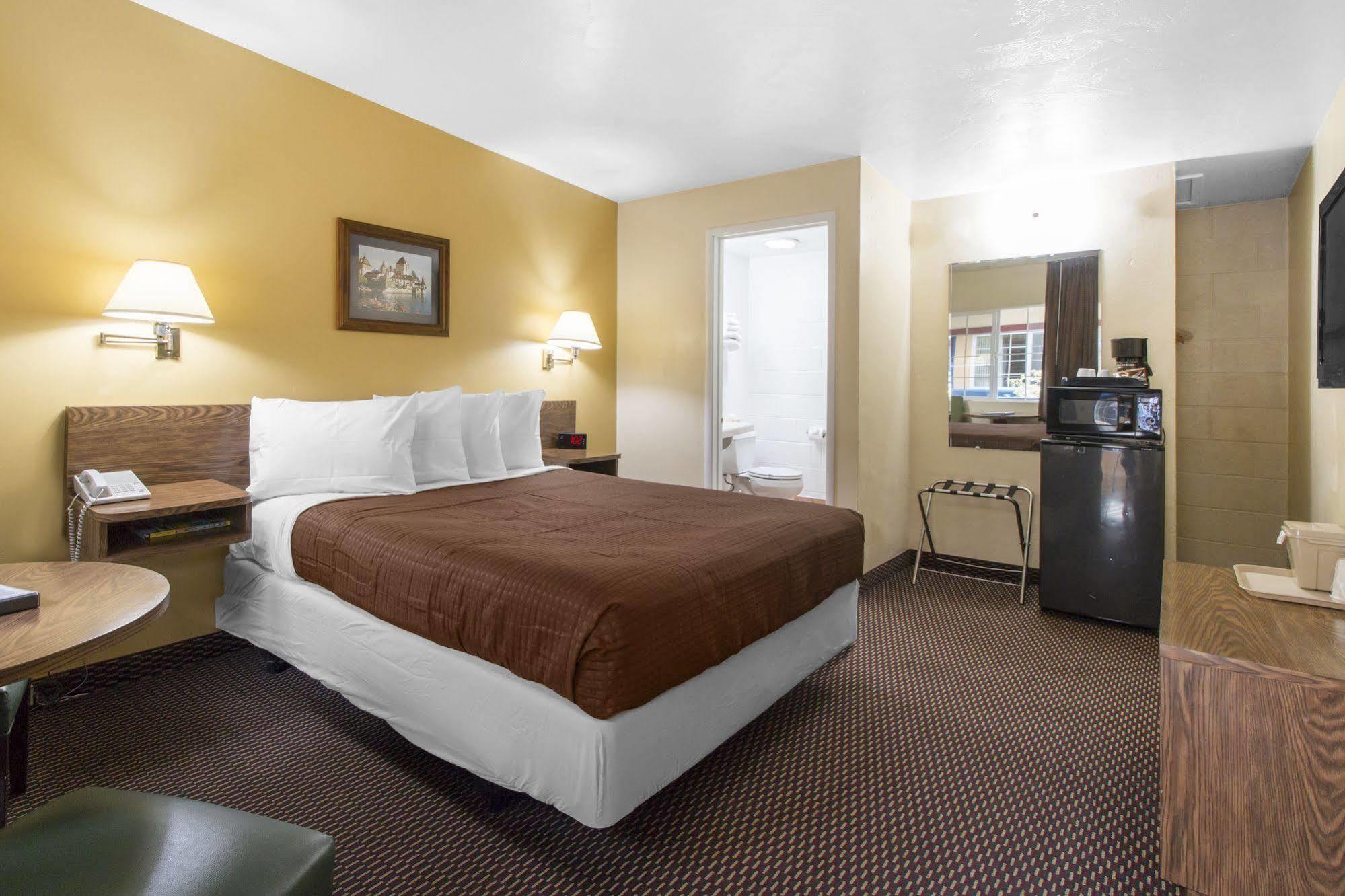 Town House - Historic Old Town Motel Eureka